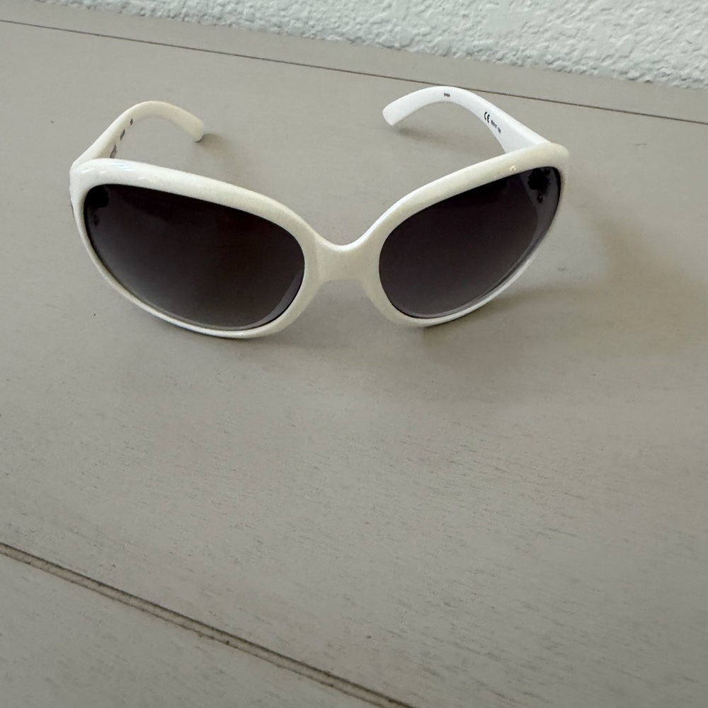 Michael Kors White Oval Sunglasses with Dark Gradient Lenses
